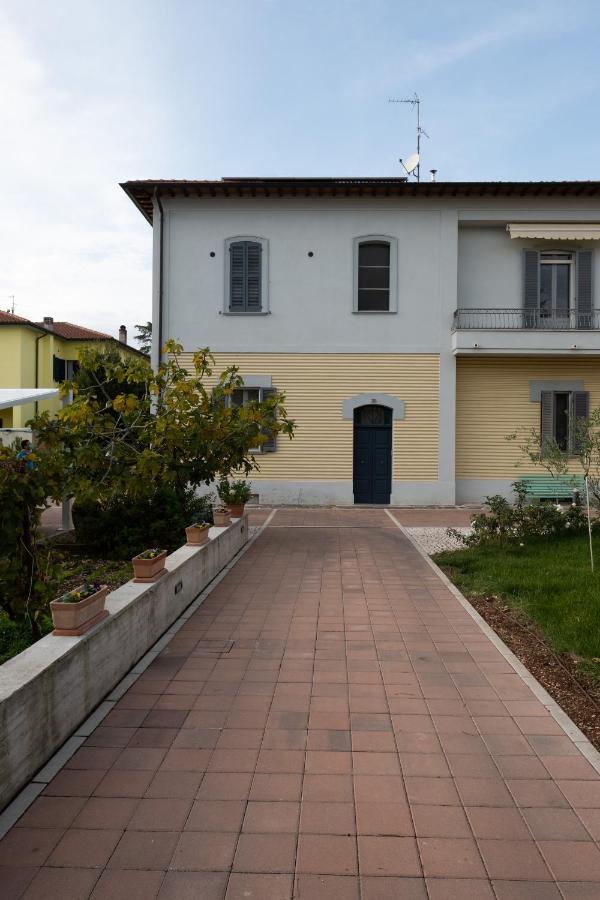 Casa Alina- Art House Apartman Foligno Kültér fotó
