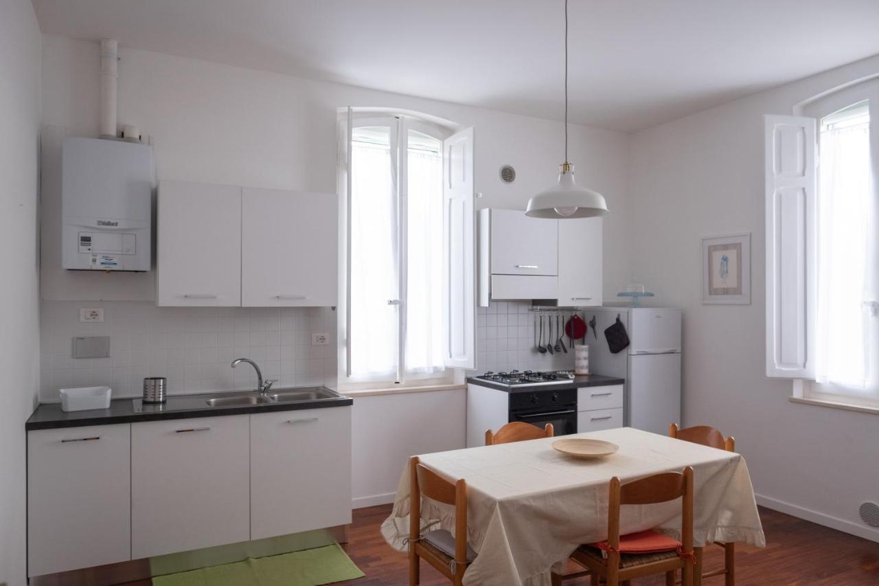 Casa Alina- Art House Apartman Foligno Kültér fotó